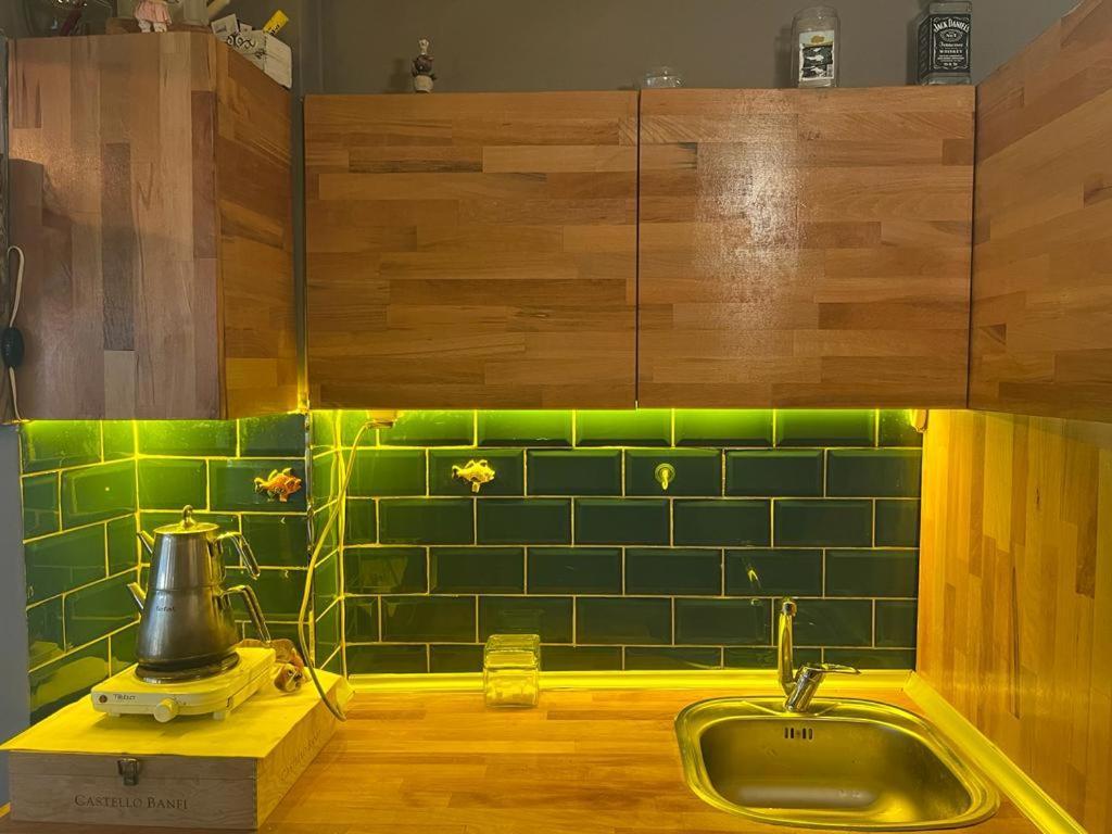 Central Apartment Kadikoy Terrace Bbq Close 2 Block Ferry Bull Metro Nighlife Истанбул Екстериор снимка
