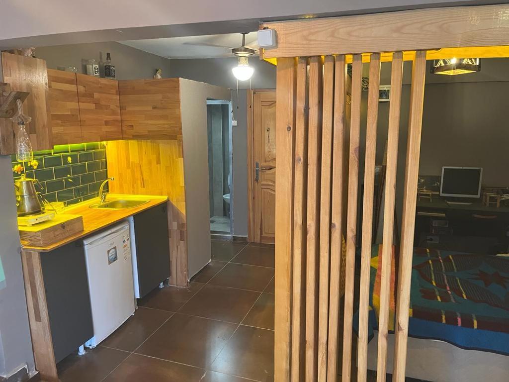 Central Apartment Kadikoy Terrace Bbq Close 2 Block Ferry Bull Metro Nighlife Истанбул Екстериор снимка
